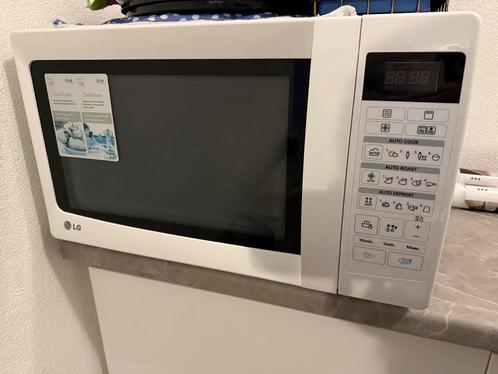Magnetron combi magnetron LG, Witgoed en Apparatuur, Magnetrons, Zo goed als nieuw, Vrijstaand, 45 tot 60 cm, Hete lucht, Ophalen of Verzenden