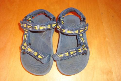 Teva Hurricane sandalen, vlaggen d. blauw grijs geel mt 20,5, Kinderen en Baby's, Kinderkleding | Schoenen en Sokken, Zo goed als nieuw