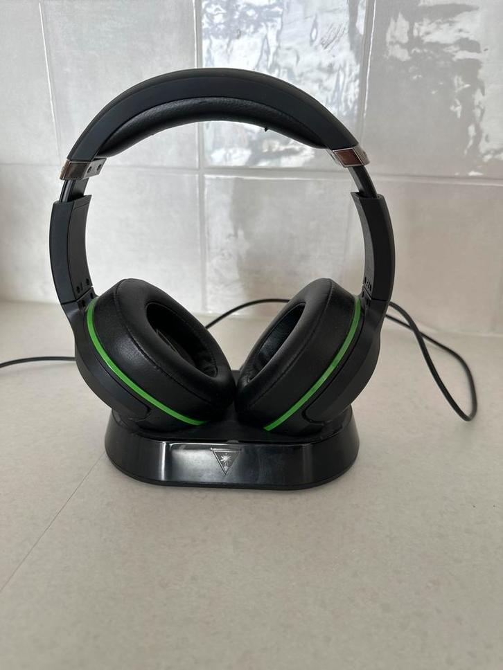 Turtle Beach Stealth Elite 800x + Oplaadstation, Audio, Tv en Foto, Koptelefoons, Gebruikt, Over oor (circumaural), Overige merken