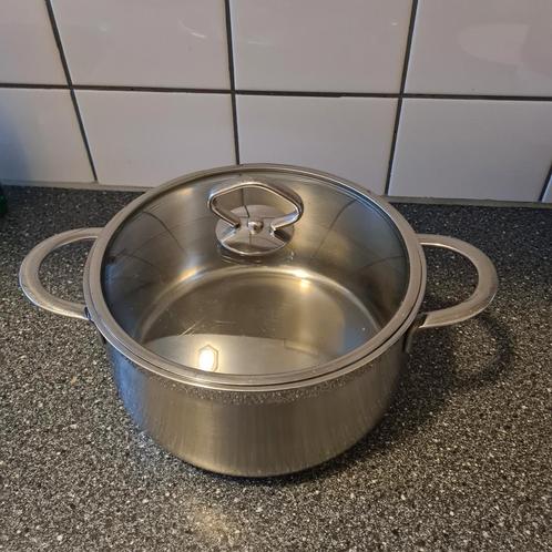 KOOKPAN MET GLAZEN DEKSEL, Huis en Inrichting, Keuken | Potten en Pannen, Zo goed als nieuw, Kookpan of Snelkookpan, Rvs, Ophalen of Verzenden