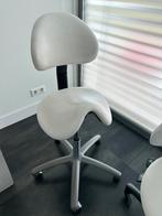 Tabouret met rugleuning en zadelzit in goede staat., Ophalen, Zo goed als nieuw, Massagetafel
