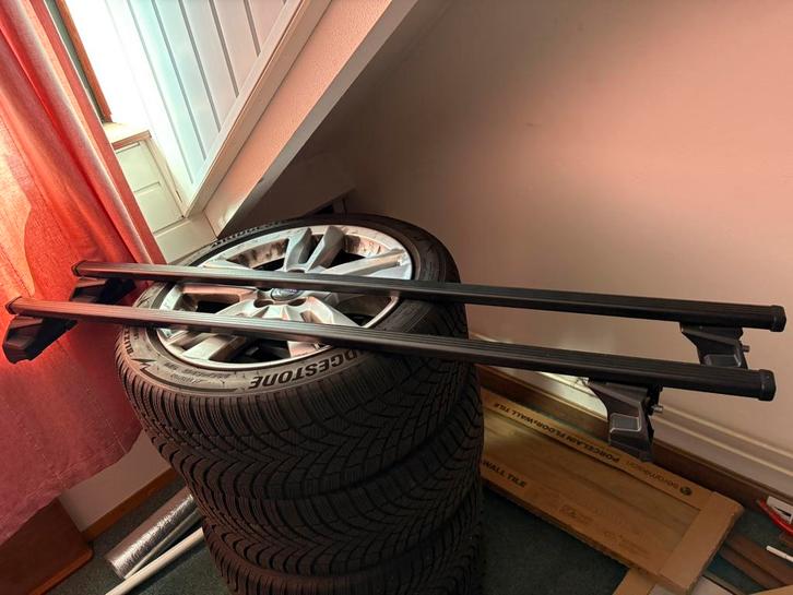 Thule dakdragers Volvo V60, Auto diversen, Dakdragers, Zo goed als nieuw, Ophalen