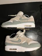 Nike Air Max 1 mica green - Maat 36.5, Wit, Nike, Ophalen of Verzenden, Sneakers of Gympen