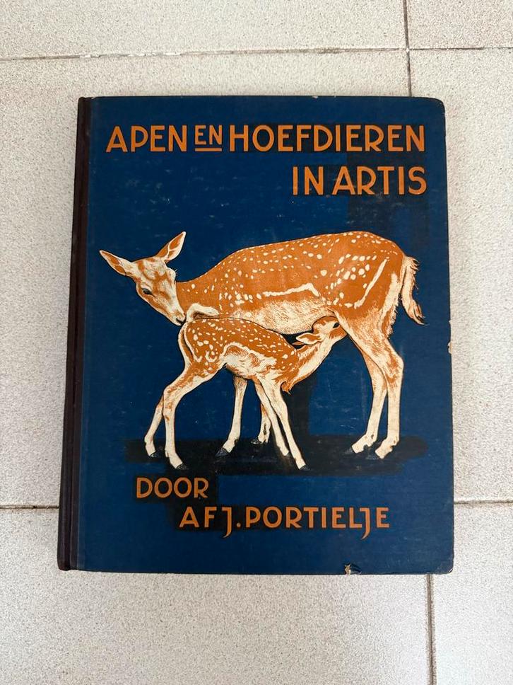 Apen en Hoefdieren door JP Thijsse, Boeken, Natuur, Gelezen, Natuur algemeen, Ophalen of Verzenden