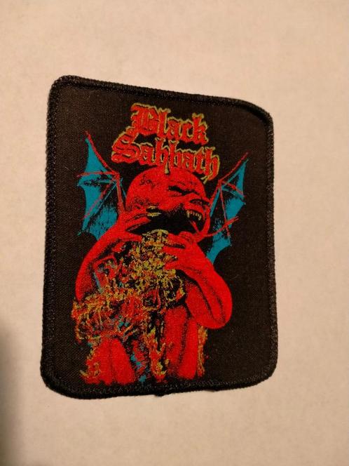 Black Sabbath born again Ozzy vintage metal kleding patch, Verzamelen, Muziek, Artiesten en Beroemdheden, Zo goed als nieuw, Kleding