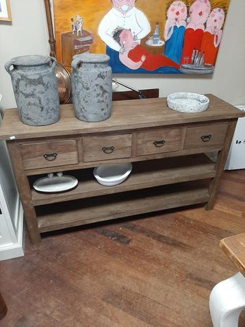 Robuuste sidetable oud teakhout 4 lades 2 plateaus 140 cm beschikbaar voor biedingen