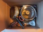 10 pans with 4 lids and 2 spatula., Ophalen, Gebruikt