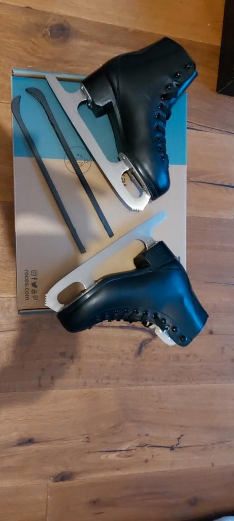 Zwarte kunstschaatsen Roces maat 36, Sport en Fitness, Schaatsen, Zo goed als nieuw, Kunstschaatsen, Overige merken, Ophalen of Verzenden