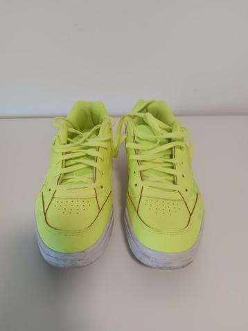 Reebok neon gele sneakers mt.38,5 beschikbaar voor biedingen