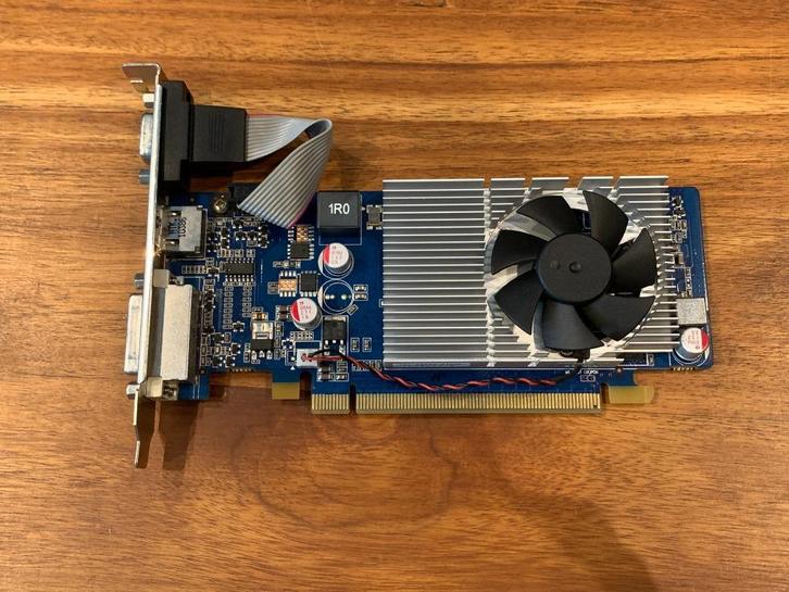 Merkloze GeForce 315 grafische kaart, 512MB, 10 euro, Computers en Software, Videokaarten, Zo goed als nieuw, Nvidia, PCI-Express 2.0