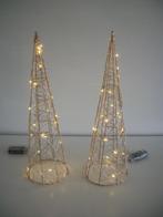 2 Kegel Kerstboom Led Verlichting - Goud 40 cm - zgan p.stuk, Ophalen of Verzenden, Zo goed als nieuw