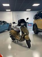 Keurige Vespa Sprint 49CC, Fietsen en Brommers, Scooters | Vespa, Ophalen, Vespa S, 49 cc, Zo goed als nieuw