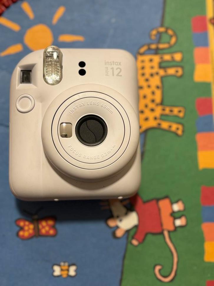 Instax Mini 12 - Clay White, Audio, Tv en Foto, Fotocamera's Analoog, Zo goed als nieuw, Polaroid, Fuji, Ophalen of Verzenden