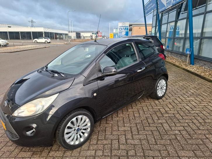 Ford Ka 1.2 51KW 2010 Zwart, Auto's, Ford, Bedrijf, Ka, Benzine, B, Hatchback, Handgeschakeld, Origineel Nederlands, Zwart, Voorwielaandrijving