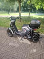 Niu UQi GT Pro extended range, Fietsen en Brommers, Scooters | Overige merken, Ophalen, Maximaal 45 km/u, Elektrisch, Zo goed als nieuw