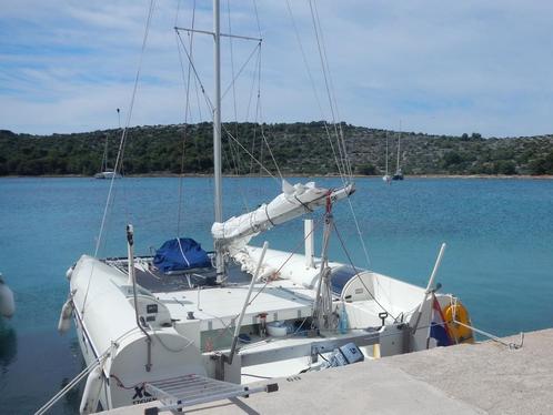 Catamaran trailerbaar 4 slaapplaatsen ook voor kustwateren., Watersport en Boten, Kajuitzeilboten en Zeiljachten, Gebruikt, Tour-wedstrijdjacht