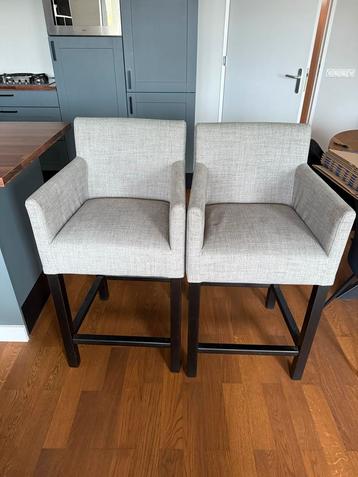 2 SOTRUE barkrukken van Troubadour beschikbaar voor biedingen