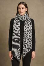 Partij diverse wintersjaals voor dames, NHP International, Sales@nhp-international.com, Ophalen of Verzenden, Sjaal