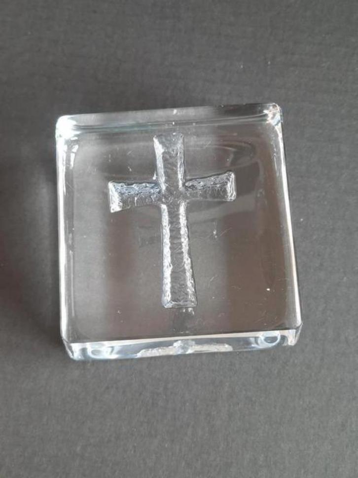 Hadeland glazen presse-papier 'kruis', Antiek en Kunst, Antiek | Glas en Kristal, Ophalen of Verzenden