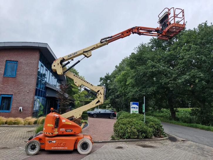 JLG E400AJPN (bj 2008), Zakelijke goederen, Machines en Bouw | Liften, Steigers en Ladders