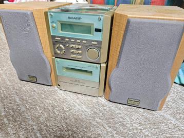 Muziek tape/ radio speler beschikbaar voor biedingen