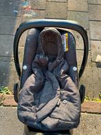 Maxi Cosi Pebble Plus met FamilyFix base en voetenzak, Gebruikt, Isofix, 0 t/m 13 kg, Maxi-Cosi