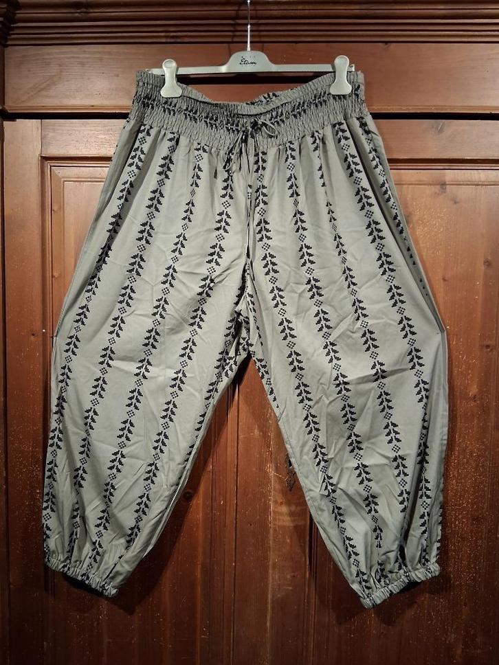 khaki harembroek zwart One Size, Kleding | Dames, Grote Maten, Nieuw, Broek of Spijkerbroek, Overige kleuren, Ophalen of Verzenden