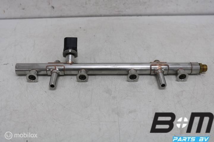 Brandstofverdeler Audi S3 8V 2.0 TSI CJX 06K133317G, Auto-onderdelen, Motor en Toebehoren, Gebruikt