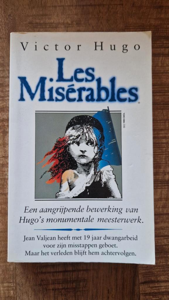 Les Misérables - Victor Hugo, Boeken, Literatuur, Gelezen, Nederland, Ophalen of Verzenden