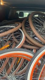 Wielen met binnen en buitenband, Ophalen, Zo goed als nieuw, Staal