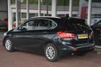 BMW 2 Serie Active Tourer 214d Centennial Executive, Auto's, BMW, Voorwielaandrijving, 1325 kg, Gebruikt, Zwart