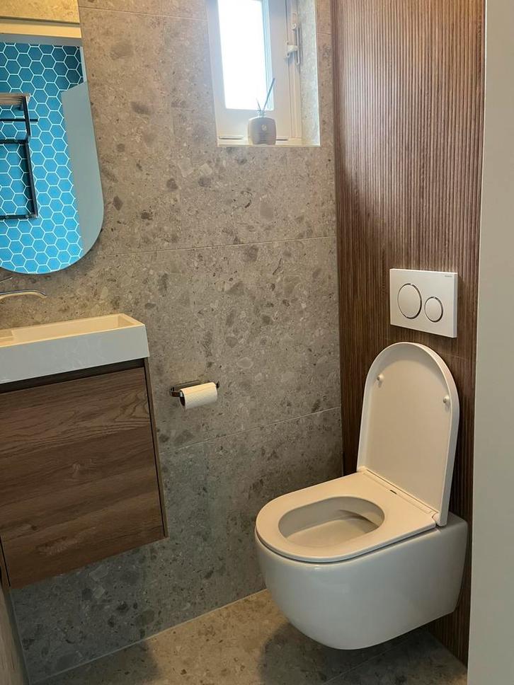 Tegels wc of badkamer, Doe-het-zelf en Verbouw, Tegels, Nieuw, Vloertegels, Keramiek, 60 cm of meer, 5 tot 10 m², Ophalen