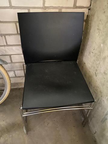 Stoelen gratis ophalen beschikbaar voor biedingen