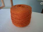 Oude grote garen klos oranje/roestbruine kleur, Ophalen of Verzenden