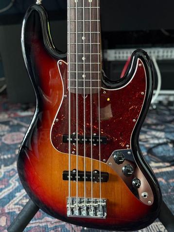 Fender American Professional II Jazz Bass V (2024) Sunburst beschikbaar voor biedingen