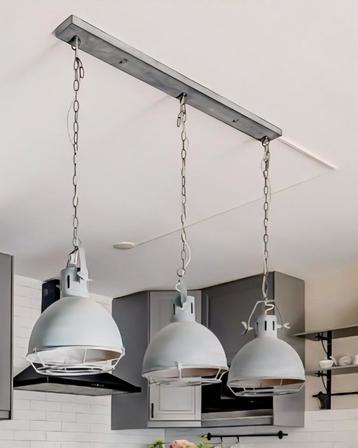 betonlook hanglamp beschikbaar voor biedingen