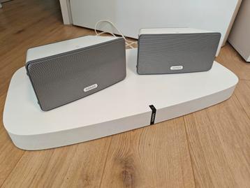 Sonos surround set (playbase + 2* play , 3) beschikbaar voor biedingen