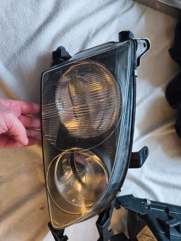 Koplamp en achterlicht units Toyota Avensis t22  beschikbaar voor biedingen