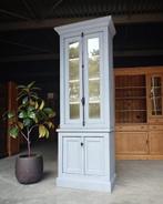 Twee franse Vitrinekasten | Hoge smalle buffetkasten #2064, Niet ingevuld, 200 cm of meer, Niet ingevuld, 25 tot 50 cm