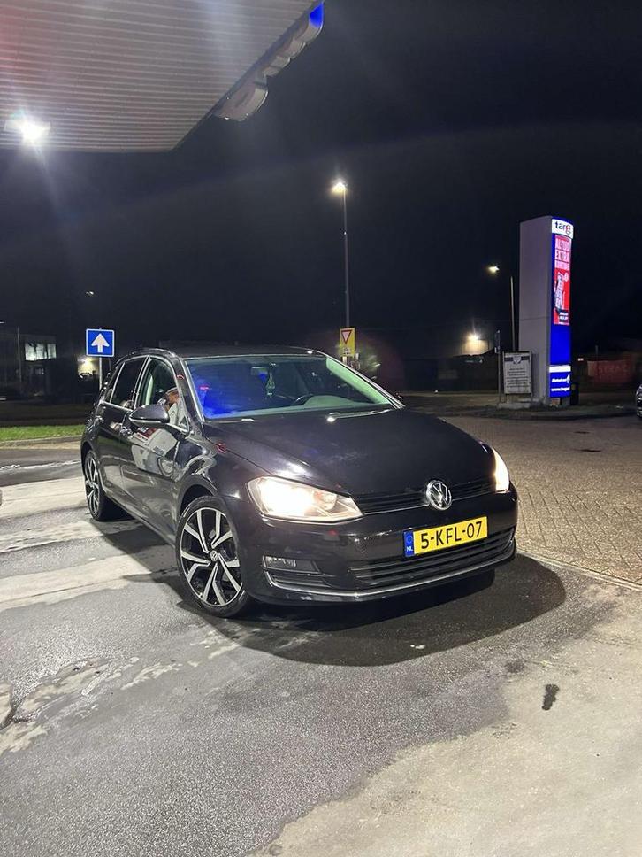 Volkswagen Golf 1.2 TSI 77KW 5D DSG 2013 (motor gereviseerd), Auto's, Volkswagen, Particulier, Golf, Airbags, Airconditioning