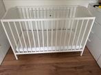 Ikea Smagora babybed / ledikantje wit, Kinderen en Baby's, Ophalen, Zo goed als nieuw, Ledikant
