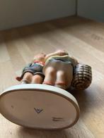 Hummel beeldje - Kinderen met mand, Ophalen of Verzenden