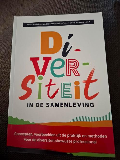 Diversiteit in de samenleving HBO Verpleegkunde boeken, Boeken, Wetenschap, Nieuw, Sociale wetenschap, Ophalen of Verzenden