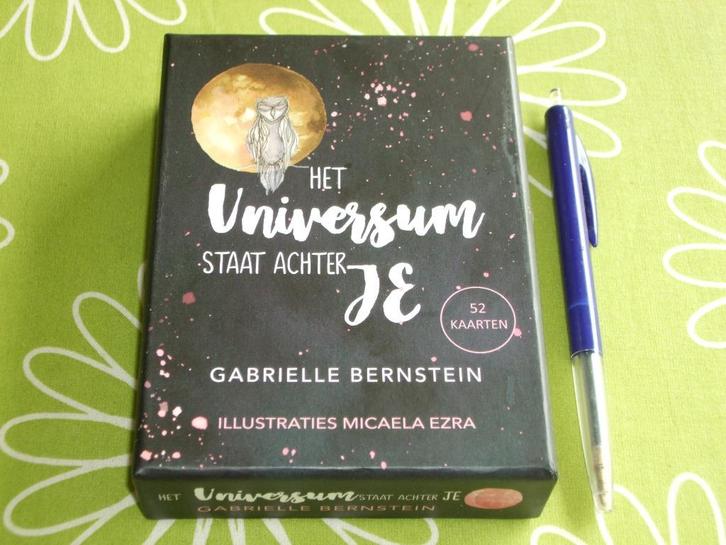 Het universum staat achter je - Gabrielle Bernstein, Boeken, Esoterie en Spiritualiteit, Zo goed als nieuw, Overige typen, Tarot of Kaarten leggen