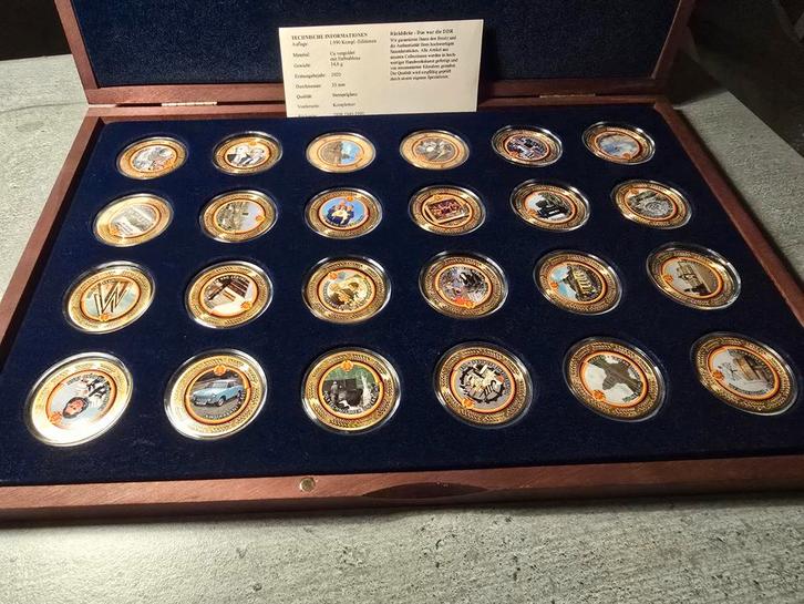 DDR Herdenkingsmedailles Set (24) Verguld in Houten Doos, Postzegels en Munten, Munten en Bankbiljetten | Verzamelingen, Munten