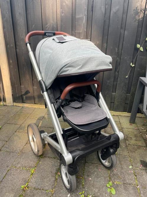 Mutsy iGo grijs - zeer compleet, Kinderen en Baby's, Kinderwagens en Combinaties, Zo goed als nieuw, Mutsy, Ophalen