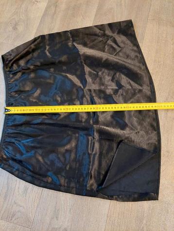 Zwarte onderrok - Maat xxl beschikbaar voor biedingen