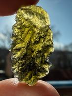 Moldaviet uit Chlum - 4,09g, Ophalen of Verzenden, Mineraal