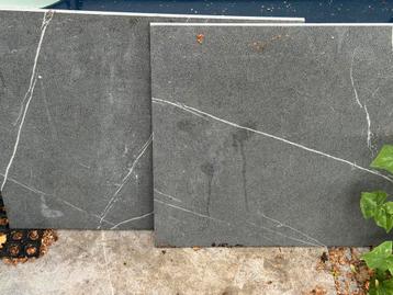 Gratis 2 tegels 60x60 beschikbaar voor biedingen