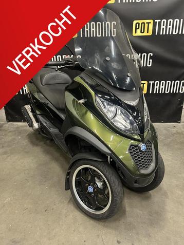 Piaggio MP3 500 ABS ASR LED 2014 OLIJF GROEN 6mnd garantie a beschikbaar voor biedingen
